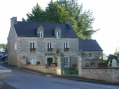 Mairie, rue du Manéguen (Guénin)