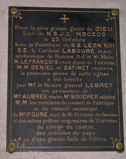 Plaque commémorative de la pose de la première pierre