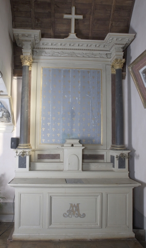 Autel, tabernacle, retable