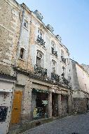 Immeuble, 16 rue des Vierges (Vannes)