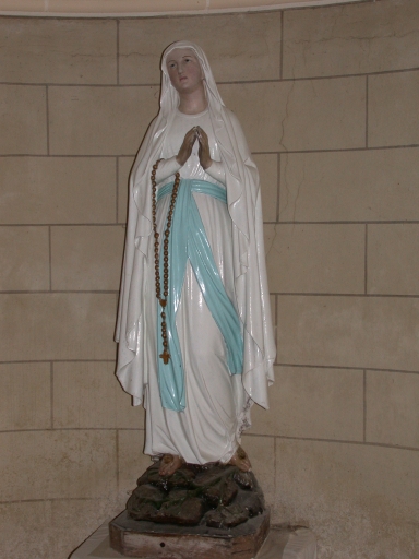 Statue sur socle : Vierge, dite Notre-Dame de Lourdes