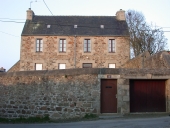 Maison, 9 rue de Crec'h-ar-Goff (Saint-Quay-Perros)