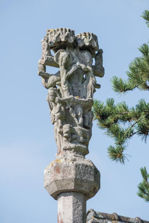 Calvaire, Le Saint-Esprit (Léhon fusionnée en Dinan en 2018)