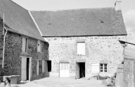 Ferme, la Herviais (Saint-Père-Marc-en-Poulet)
