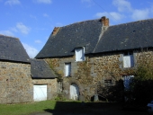 Ferme, rue des Mouliniers (Meillac)