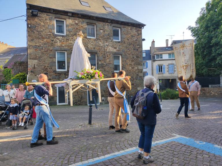 Lieux et objets du pardon de Notre-Dame d'Espérance (Saint-Brieuc)