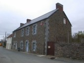 Maisons, rue du Linon (La Chapelle-aux-Filtzméens)