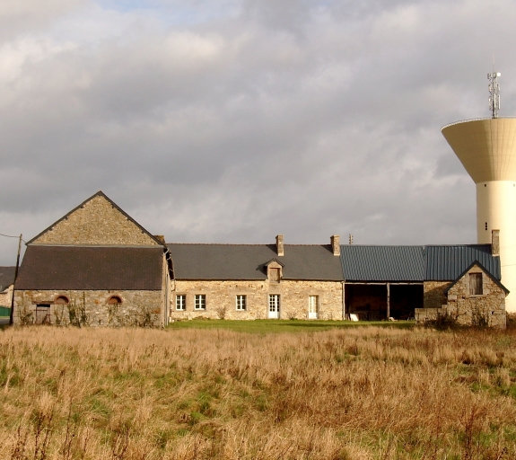 Ferme, la Ville-ès-Comte (Trégon fusionnée en Beaussais-sur-Mer en 2017)