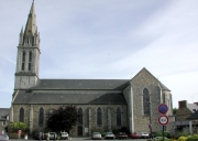 Église paroissiale Saint-Aubin, place de l'Eglise (Yffiniac)