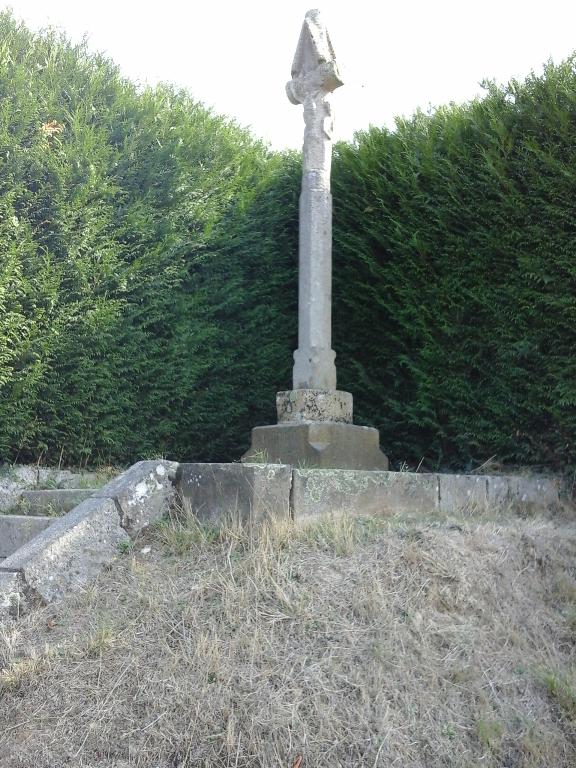 Croix du Jubilé, rue de la poste, (L'Hermitage)