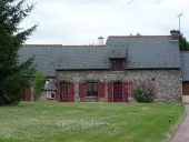 Alignement de maisons, la Grimaudière (Orgères)