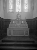 Autel, devant d'autel, gradin d'autel, tabernacle, exposition (maître-autel, tabernacle à ailes et dais d'exposition), église paroissiale Saint-Christophe (Saint-Christophe-des-Bois)