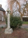 Croix monumentale, place de la Mairie (Pleugueneuc)