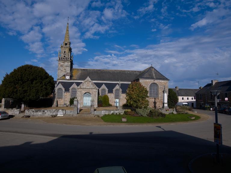Église paroissiale Saint-Pierre (Prat)
