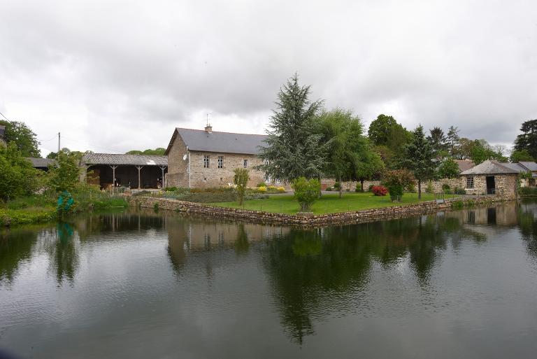 Manoir, Les Haris (Dompierre-du-Chemin fusionnée en Luitré-Dompierre en 2019)