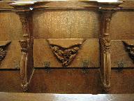 Cathédrale Saint-Tugdual : stalle 34