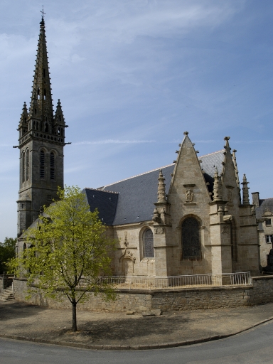 Église paroissiale Saint-Bieuzy, place Ernest Lemoine (Bieuzy fusionnée en Pluméliau-Bieuzy en 2019)