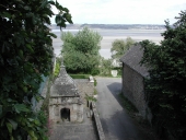 Fontaine de dévotion Saint-Efflam, rue des Carrières (Plestin-les-Grèves)