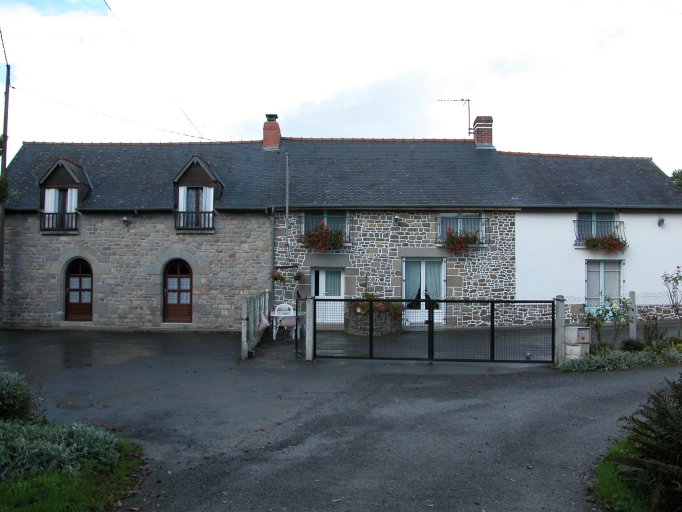 Maison de prêtre, le Mée (Dingé)