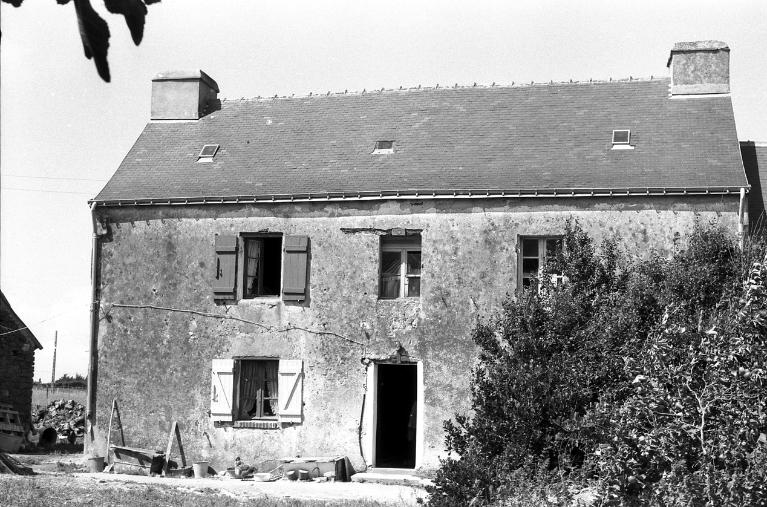 Maison, Mérézel (Le Palais)