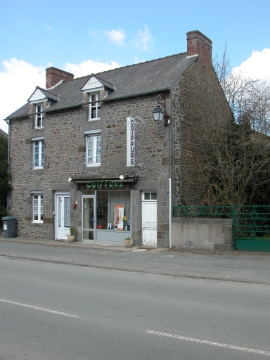 Maison, 5 rue de Rennes (Pleugueneuc)