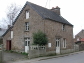 Maison, 24 rue Saint Nicolas (Sens-de-Bretagne)