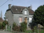 Maison, 12 rue René Laënnec, le Rocher Tizon (Lanhélin fusionnée en Mesnil-Roc'h en 2019)