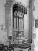 Autel, retable, prédelle, tabernacle, gradin d'autel (retable baldaquin), ancienne collégiale, actuellement église Sainte-Marie-Madeleine (Champeaux)