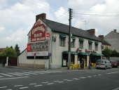 Maison, actuellement bar Le Courteline, 239 rue de Fougères, l'Epine (Rennes)