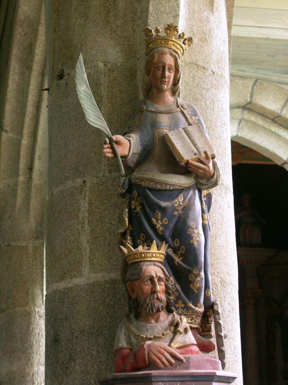 Statue : sainte Catherine d'Alexandrie, église paroissiale Saint-Gildas (Magoar)