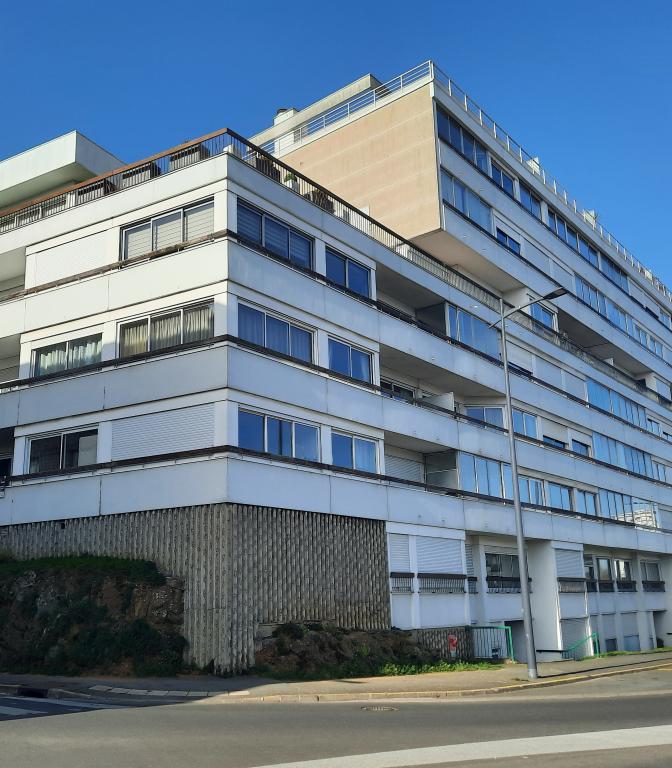 Immeuble Eden Roc, 32 boulevard Waldeck Rousseau (Saint-Brieuc)