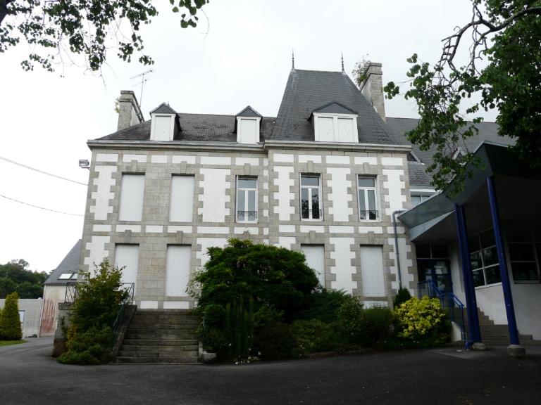 Demeure, dite Château de Kerustum, 12 allée de Kerustum (Quimper)