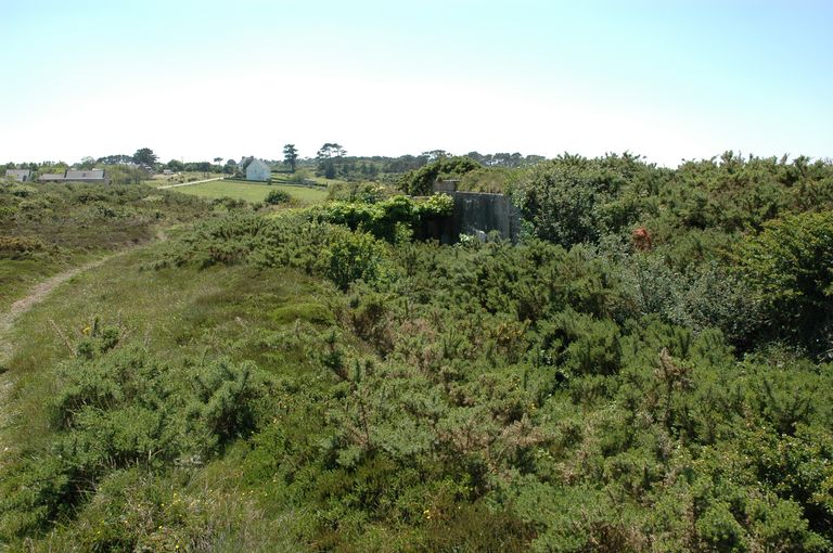 Batterie de 100 mm à tir rapide (4 canons M de 100 mm modèle 1881 TR sur affûts Vavasseur), Pointe de Cornouaille (Roscanvel)