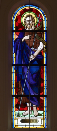 Ensemble de la verrière de la baie 100 : Saint Jean-Baptiste et des autres verrières géométriques