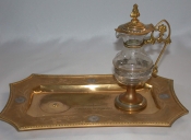 Paire de burettes et leur plateau