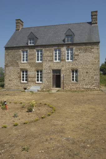 Demeure, la Chambre Frêle ; les Louvières (Monthault)
