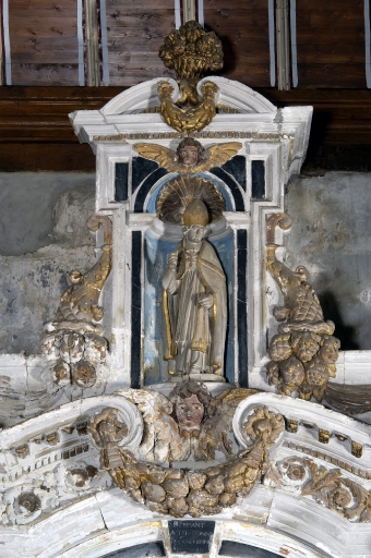 Statue : saint évêque