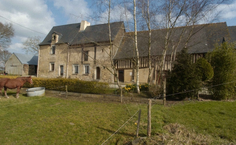 Manoir, puis ferme, actuellement maison, la Matelais (Etrelles)