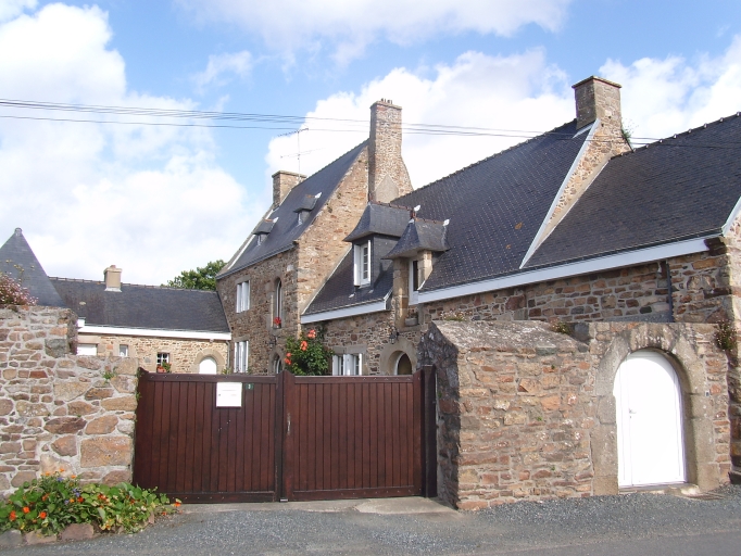 Ferme, rue de l'Issue (Ploubazlanec)