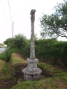Croix de chemin dite croix de Kerousy (Plouguiel)