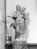 Statue (d'applique, petite nature) : Vierge à l'Enfant, église paroissiale Saint-Guérec (Cléguérec)