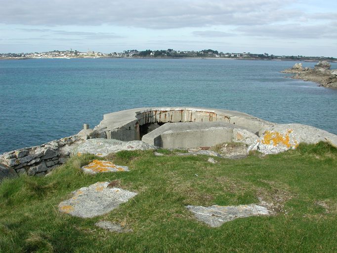 Encuvement pour canon, Pointe de Perharidi (Roscoff)