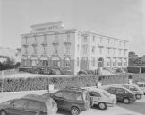 Hôtel de voyageurs dit Armoric Hôtel, 59 rue du Général-de-Gaulle ; boulevard du Coz-Pors (Trégastel)