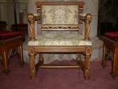 Chaise de célébrant