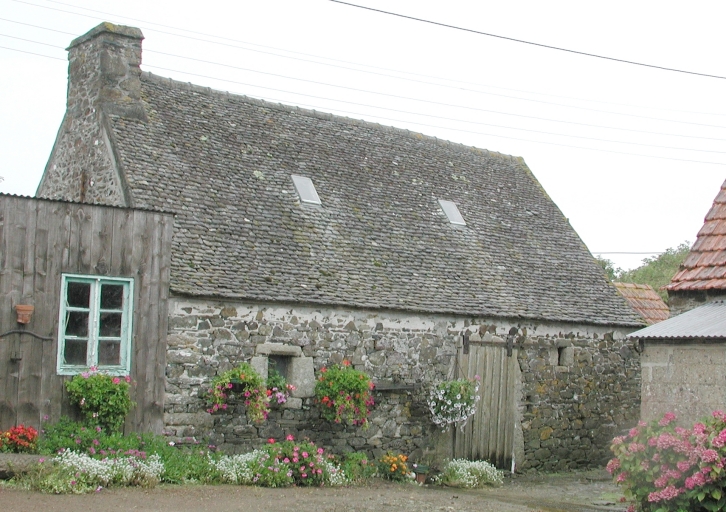 Ancienne ferme, actuellement maison, le Rest-Menou (Plestin-les-Grèves)