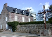 Maison, rue de la Pointe aux Chèvres, le Vieux-Bourg (Fréhel)