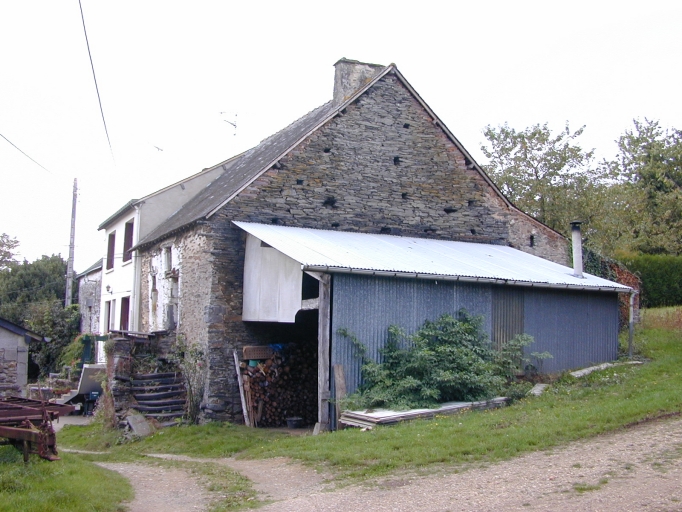 Alignement de trois maisons, Pinel (Renac)