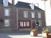 Maison à boutique, 25 rue des Gaël (Iffendic)