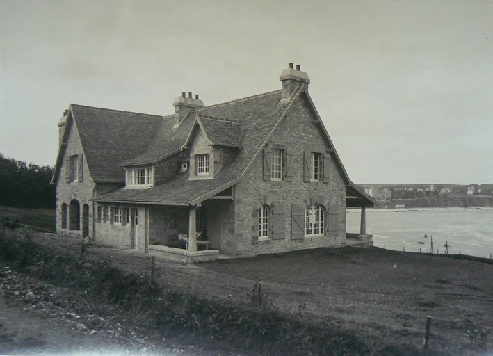 Maison de villégiature Penn Ar Bed, dite aussi villa Lazard, chemin du Fort de Kador, Morgat (Crozon)