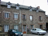 Ancienne ferme, 2, 4 rue du Marché (Plélan-le-Grand)